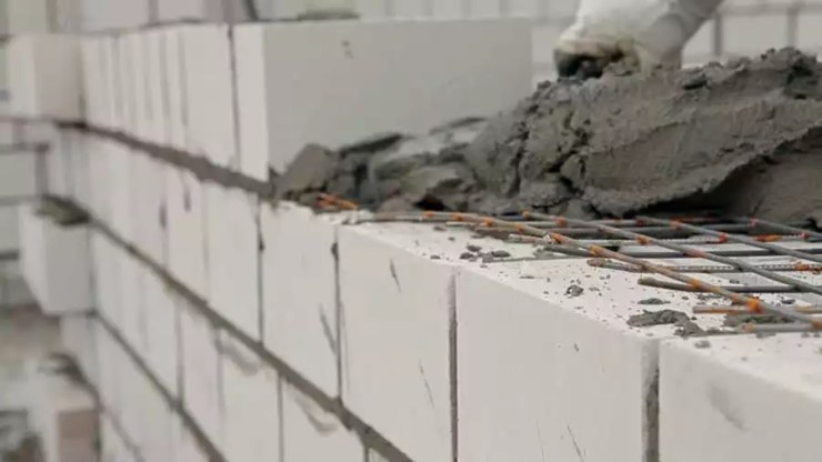 kelebihan bata ringan proses pemasangan cepat